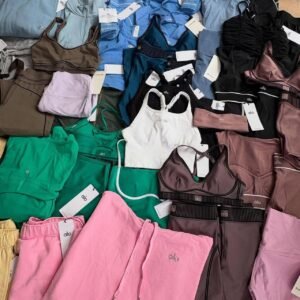 Alo Yoga Clothing Pallet